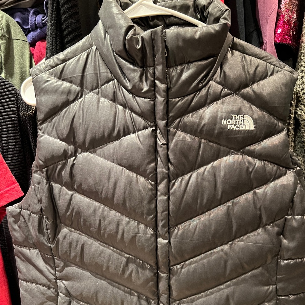 North face women’s vest